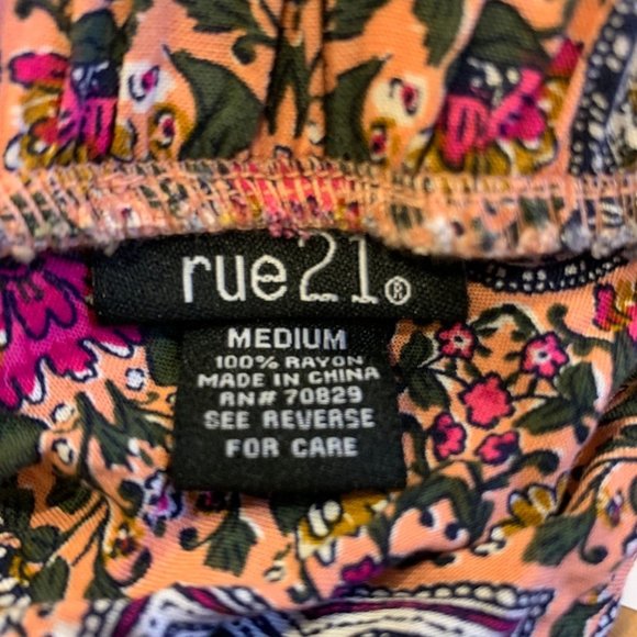 NEW! Boho Two-Piece Midriff Peasant Blouse and Matching Skirt  by Rue 21 Size M - Picture 5 of 6